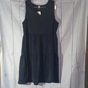 Sherosa v-neck sleeveless black dress NWT